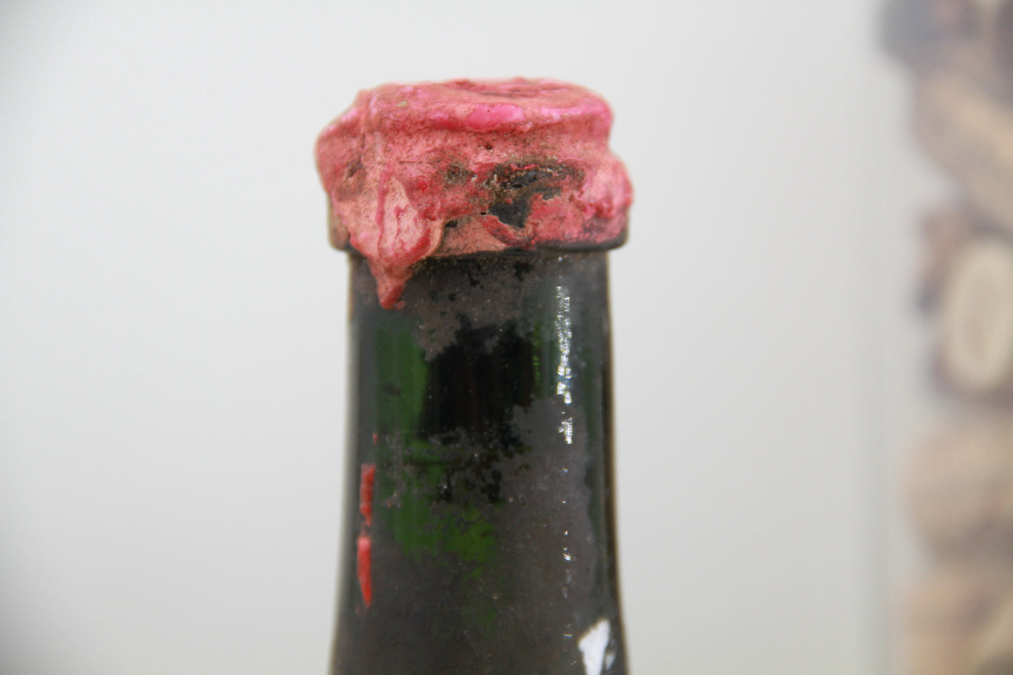 Savigny Vergelesses 1er Cru ** 1919 ** Domaine Louis Latour - Eric-Dixvins