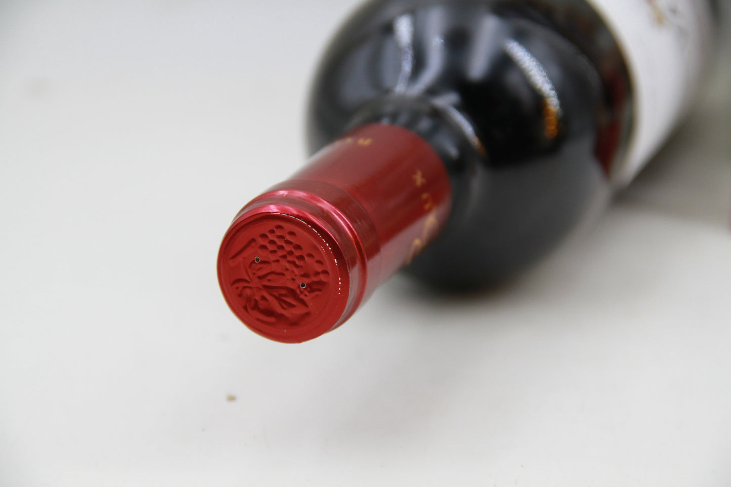 Chateau Valade ** 2010 ** Grand Cru Saint Emilion - Eric-Dixvins