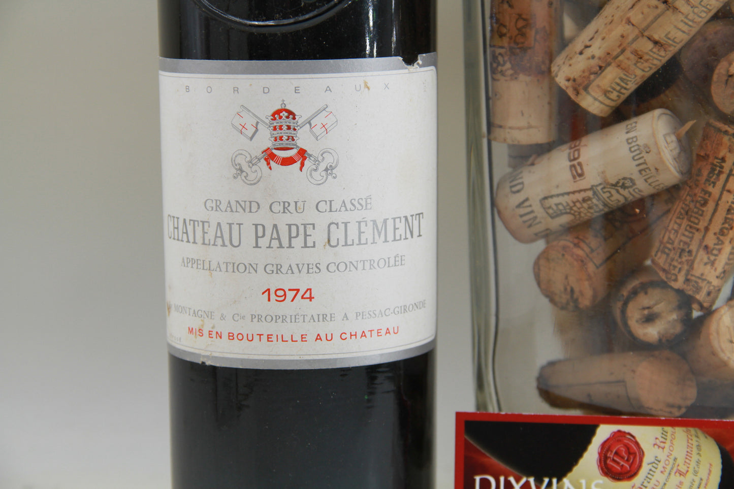 Chateau Pape Clément Grand Cru Classé de Graves 1974