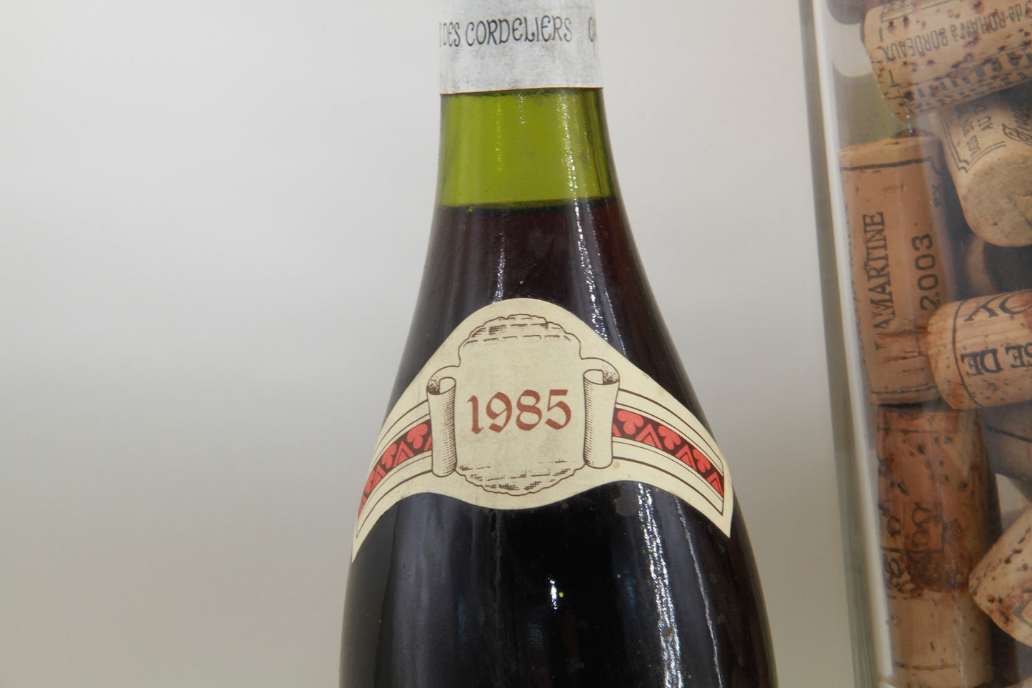Volnay Village 1985. Caves des Cordeliers