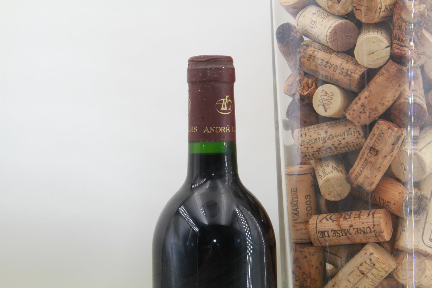 Le Louvetier 1996. Pessac Léognan. Lurton (La Louvière)
