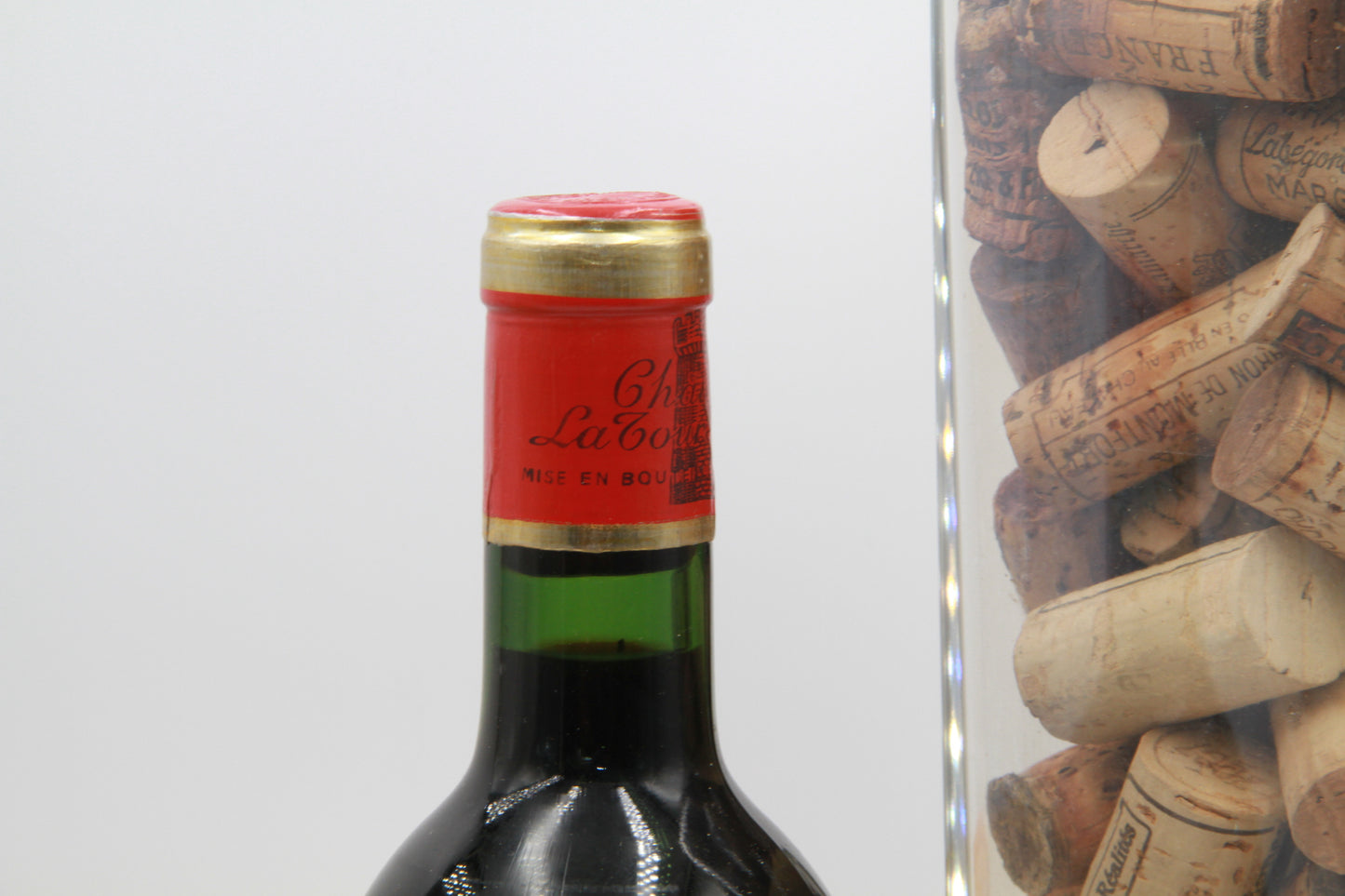 Chateau La Tour Figéac Grand Cru Classé Saint Émilion. 1964