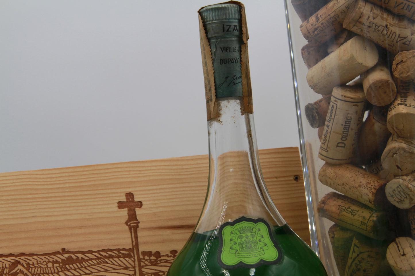 Izarra 48°. bouteille de 1975