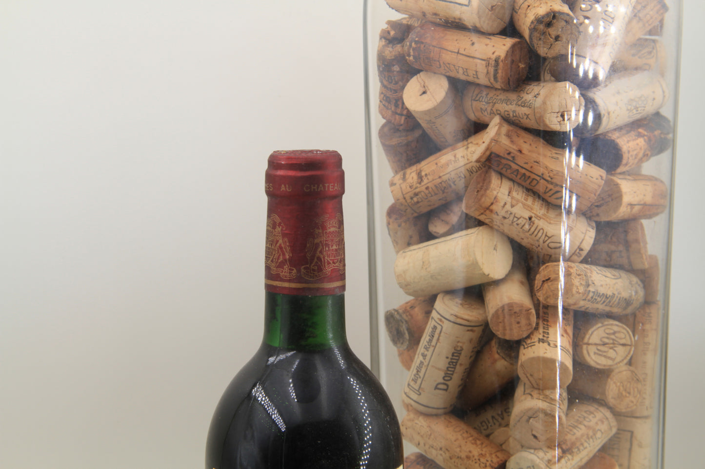 Chateau Les Barraillots ** 1990 ** Margaux - Eric-Dixvins