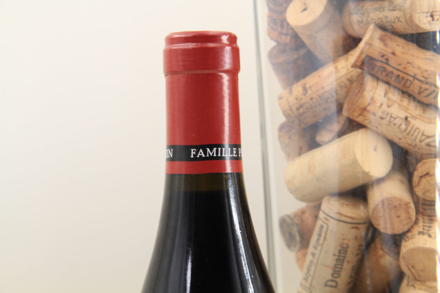 - Gigondas " Les Cardinaux " ** 2019 ** Famille Perrin - Eric-Dixvins