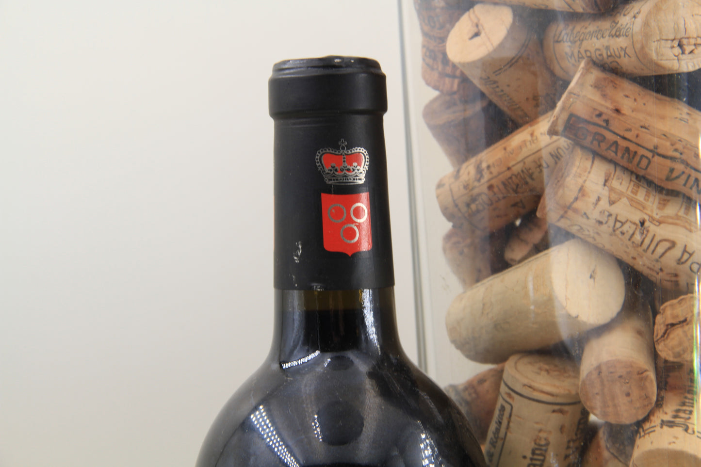 - Clos De L'Oratoire ** 2010 ** Saint Emilion Grand Cru Classé - Eric-Dixvins