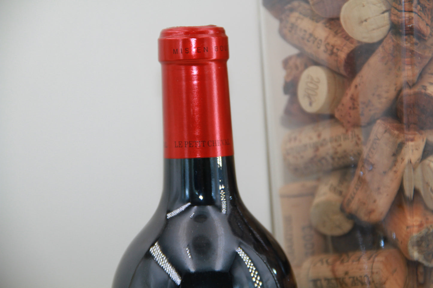 Le Petit Cheval. **2013** St Emilion Grand Cru Cheval Blanc - Eric-Dixvins