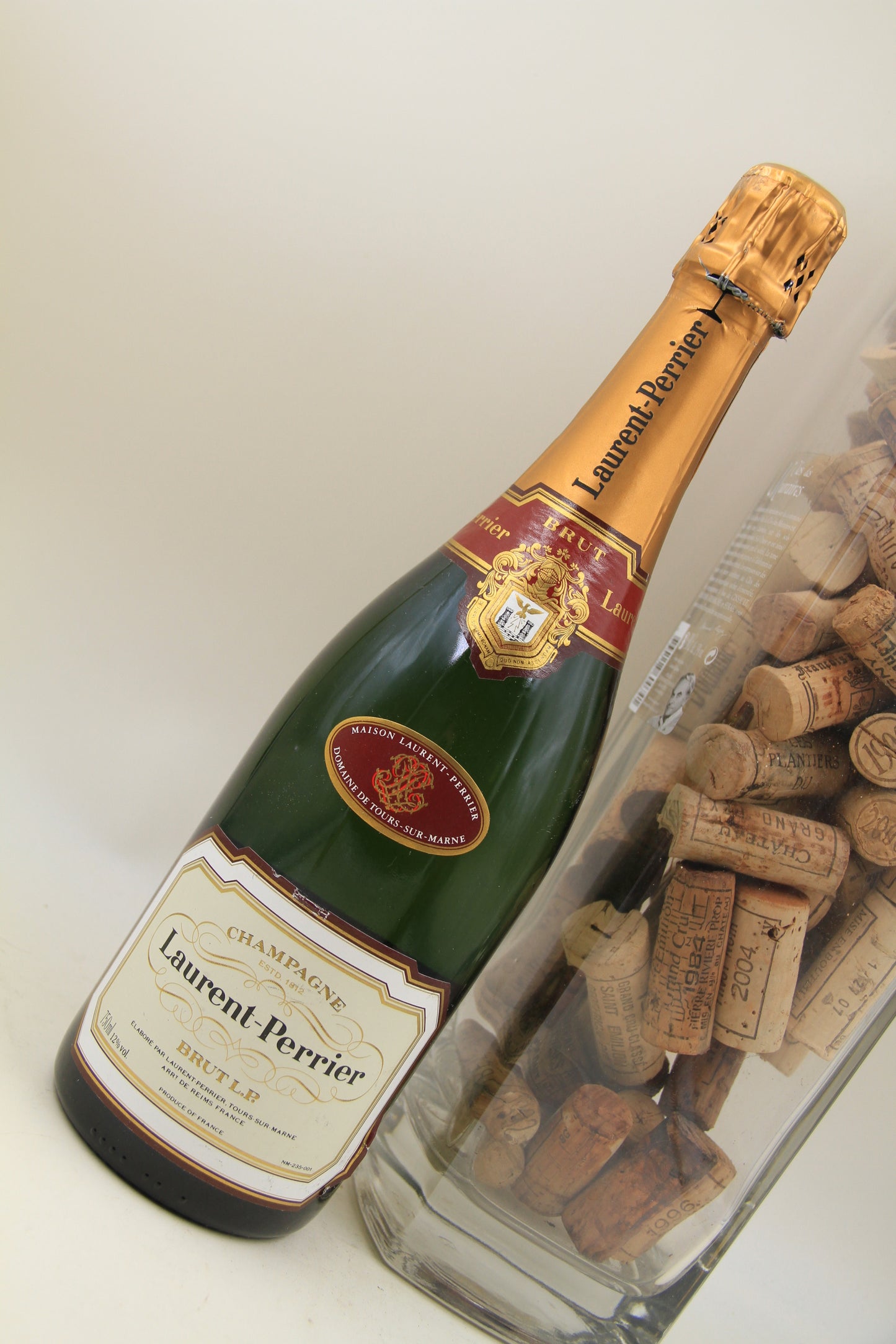 Champagne Laurent Perrier ** 90 TIES ** Brut L P - Eric-Dixvins