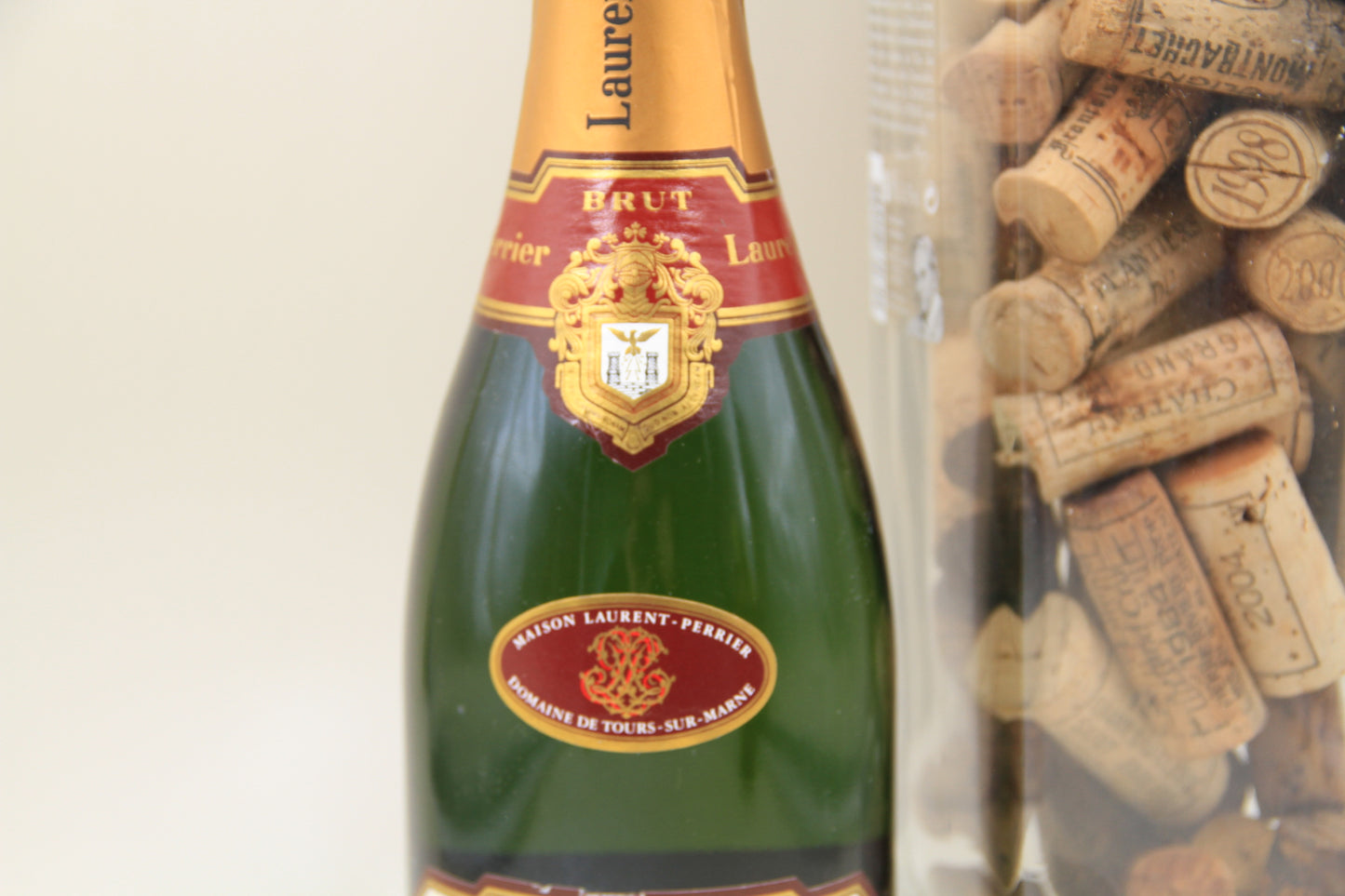 Champagne Laurent Perrier ** 90 TIES ** Brut L P - Eric-Dixvins