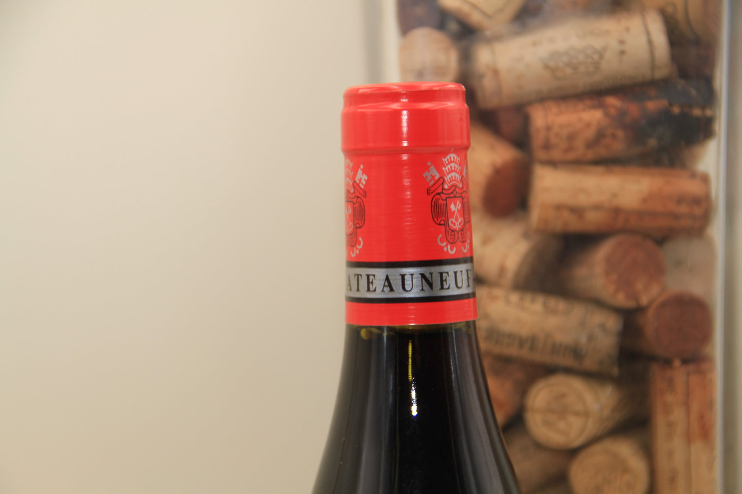 - Chateauneuf du Pape **2008** Domaine de Pignan - Eric-Dixvins