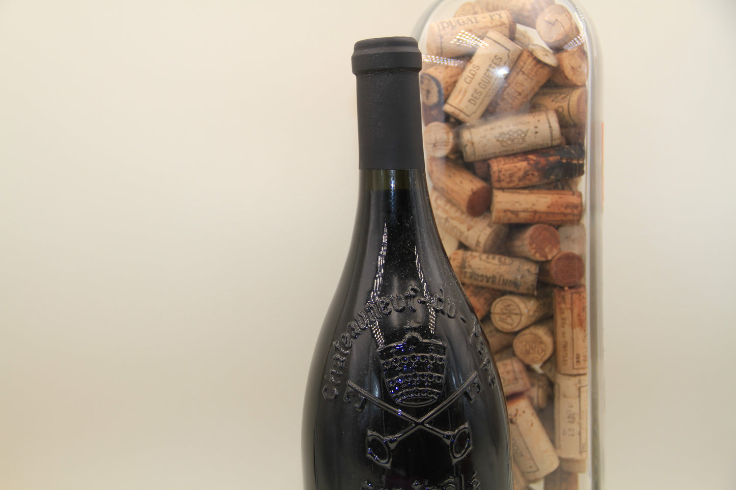 Chateauneuf du Pape ** 2019** Domaine Juliette Avril. Magnum1,5L - Eric-Dixvins