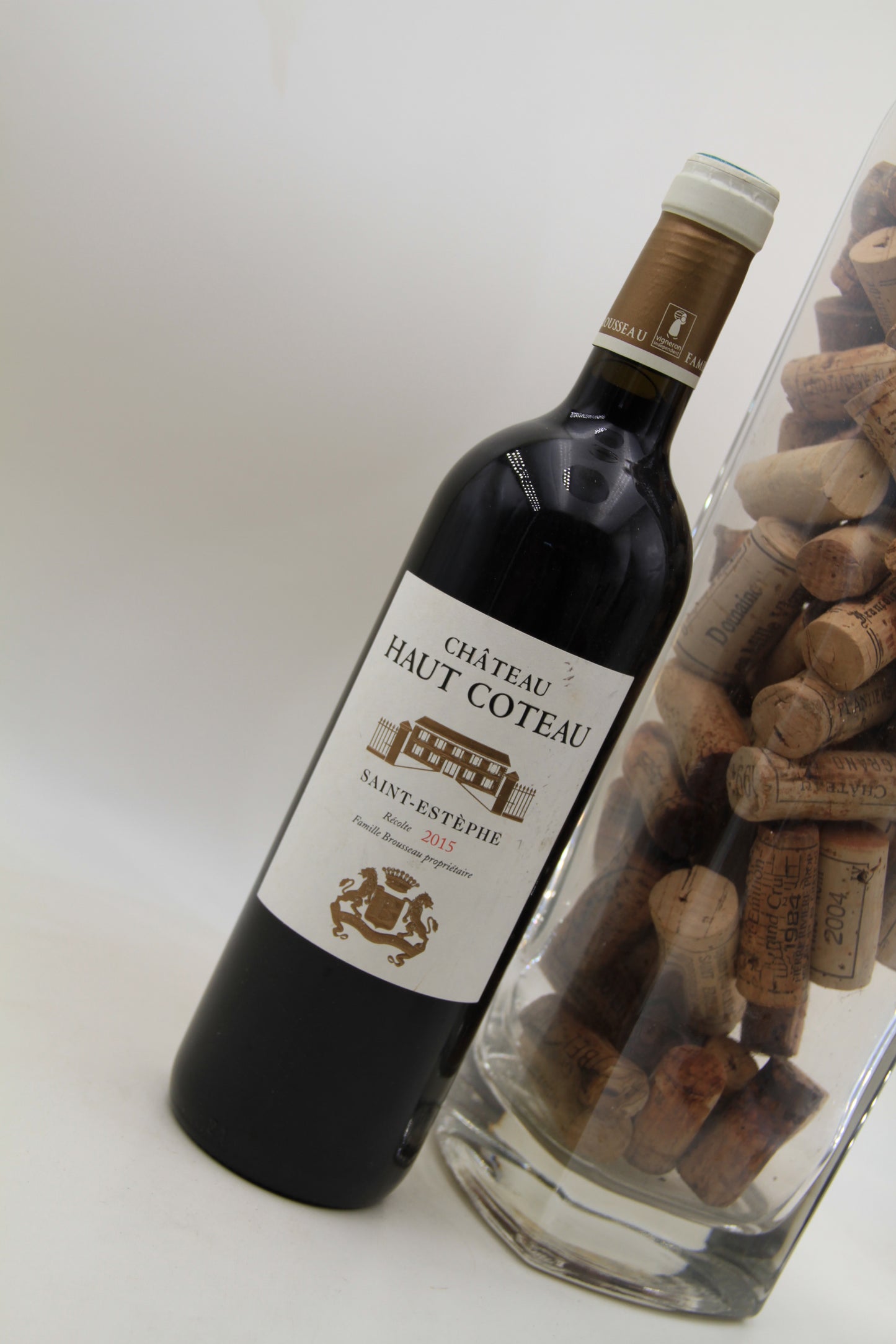 - Chateau Haut Coteau ** 2015 ** Saint Estèphe - Eric-Dixvins
