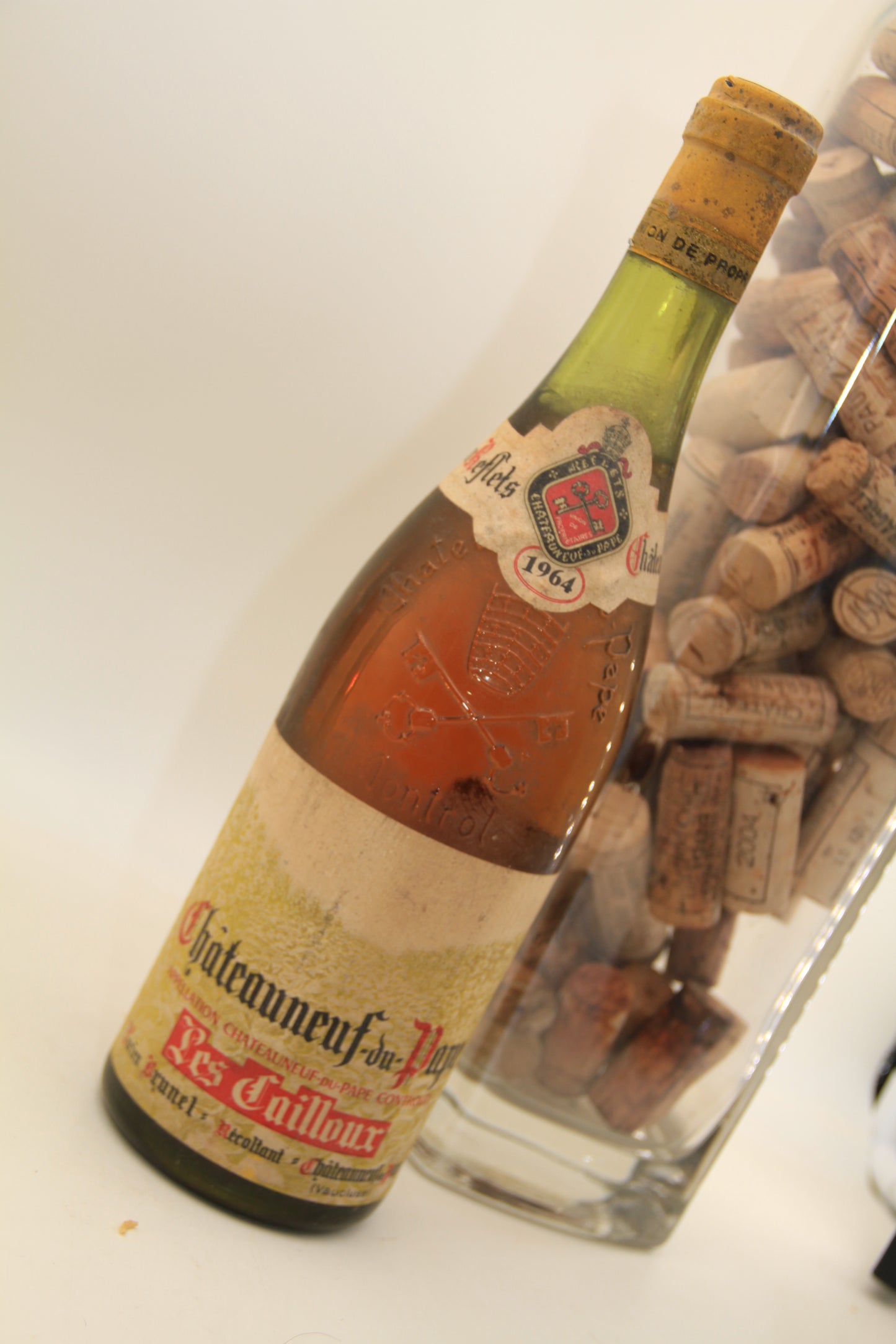 Chateauneuf du Pape " Les Cailloux " **1964 ** Brunel - Eric-Dixvins