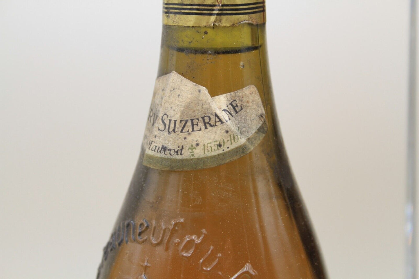 - Chateauneuf Du Pape " Reserve Suzeraine " ** 1997 ** Chateau de Maucoil - Eric-Dixvins