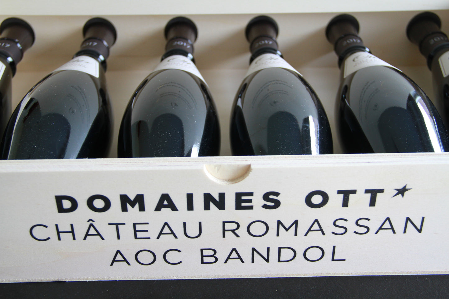 Chateau Romassan ** 2017 **  Bandol  Domaines Ott  caisse collector 6x - Eric-Dixvins