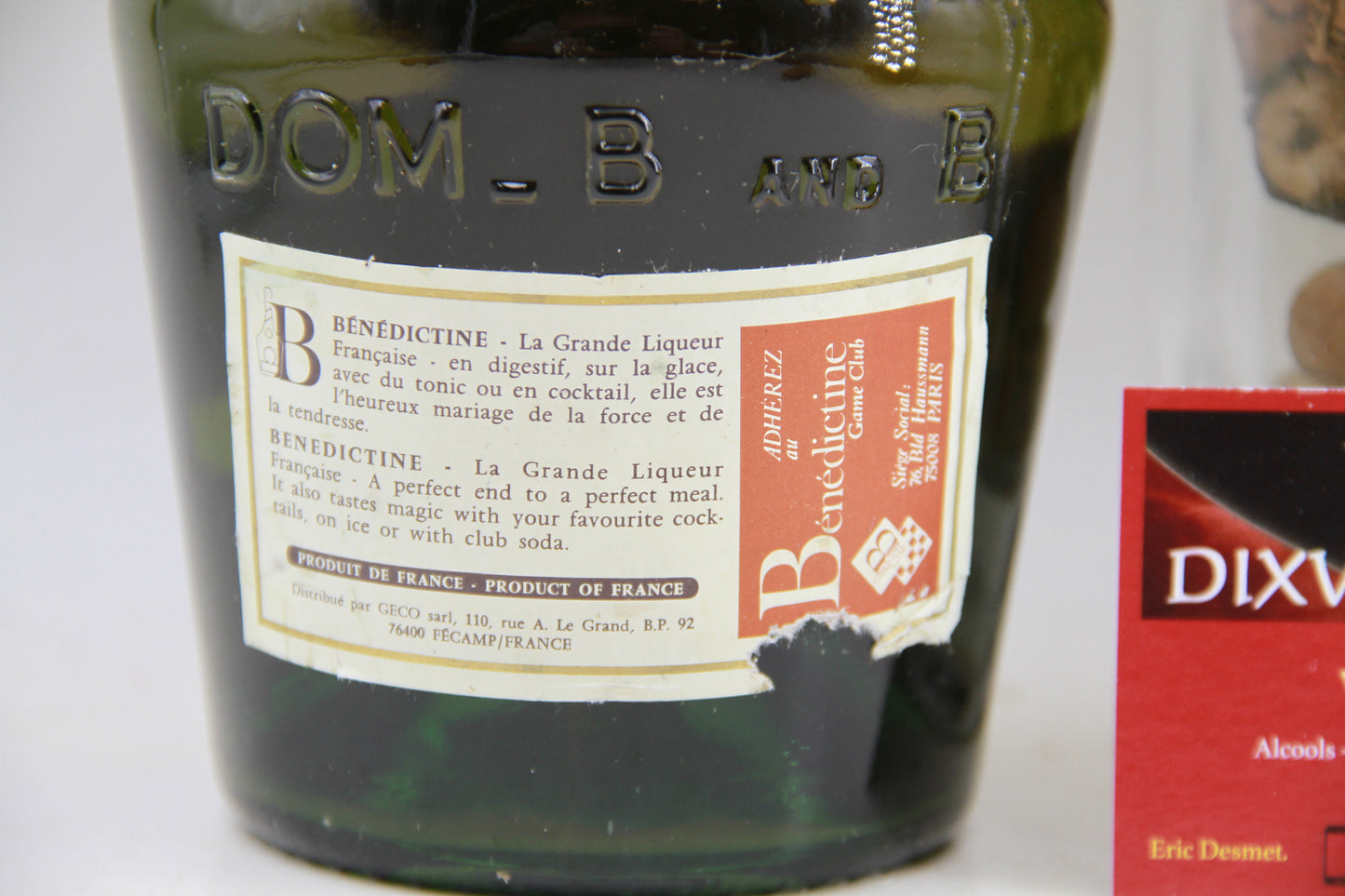 Vielle bouteille de Bénédictine.