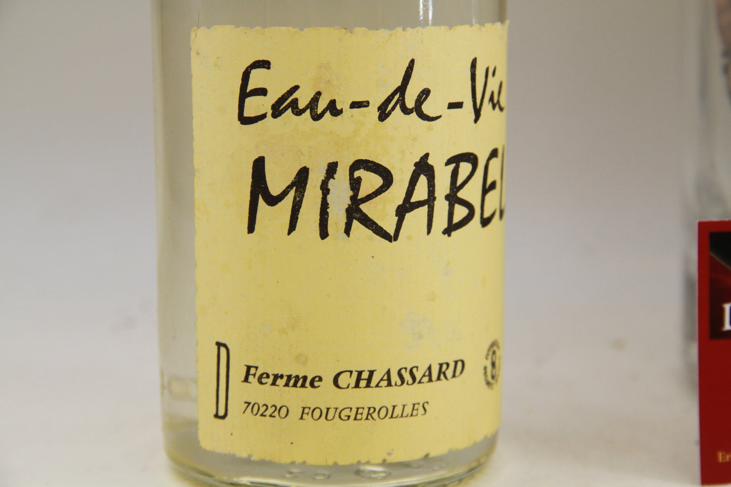 Eau de vie de Mirabelle 48% vol.  Ferme Chassard