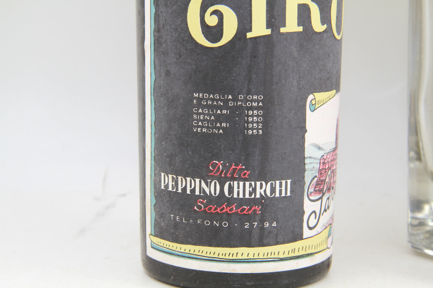 Moscato Cherchi    Del Lugudoro.  Sassari  vielle bouteille annees 40