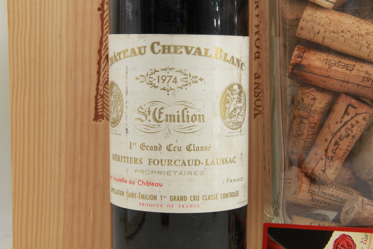 - Chateau Cheval Blanc   ** 1974 ** 1er Grand Cru Saint Émilion