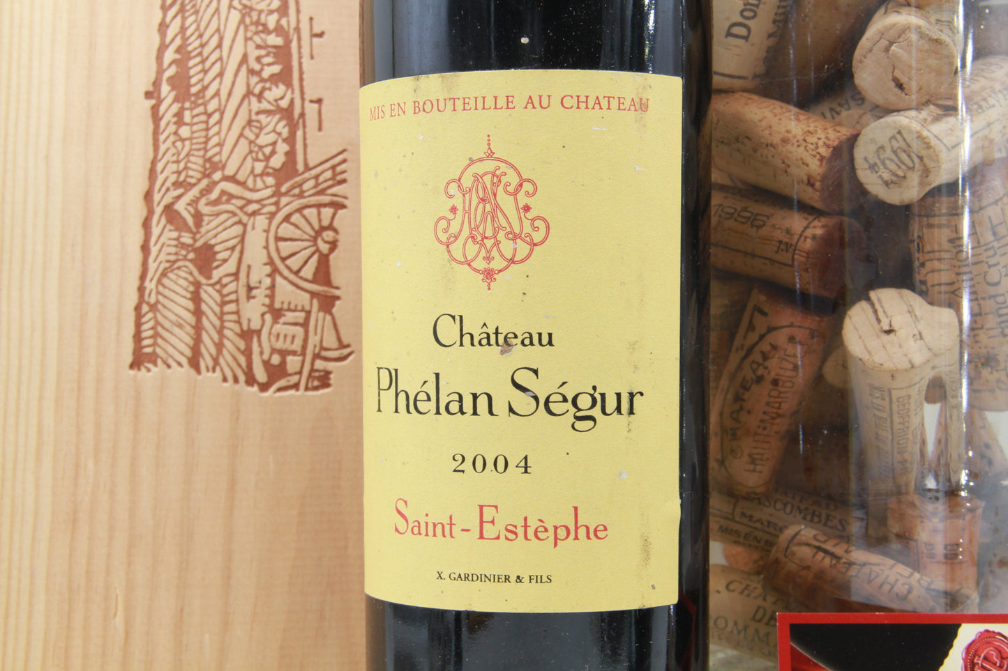 Chateau  Phélan Ségur   Saint Éstephe.   2004