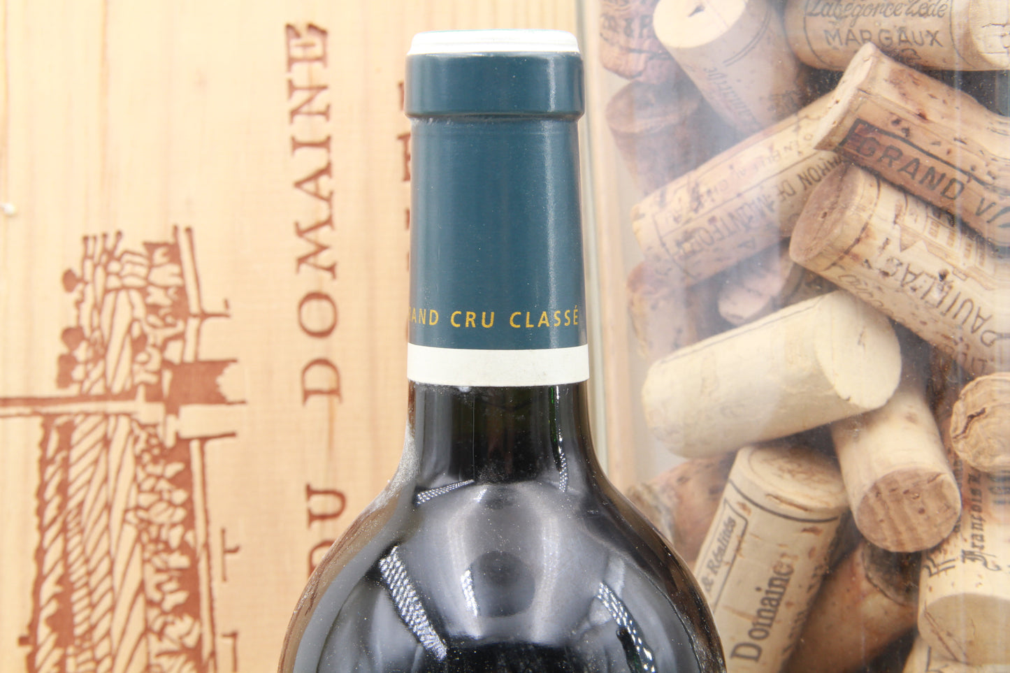 Château Laroze Grand Cru Classé  Saint Émilion.    2011
