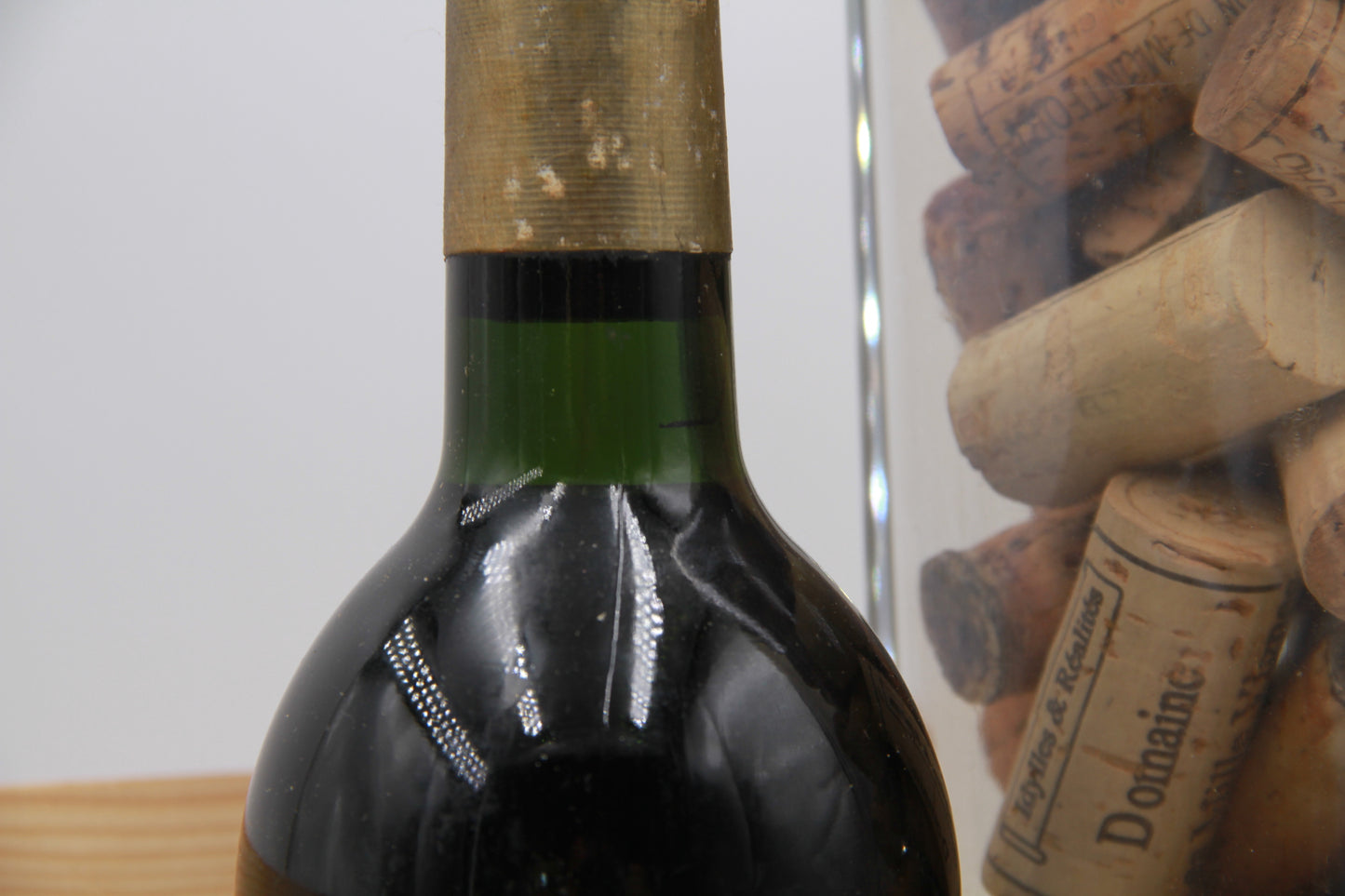 Château Dassault  – Grand Cru Classé de Saint-Émilion.   1982