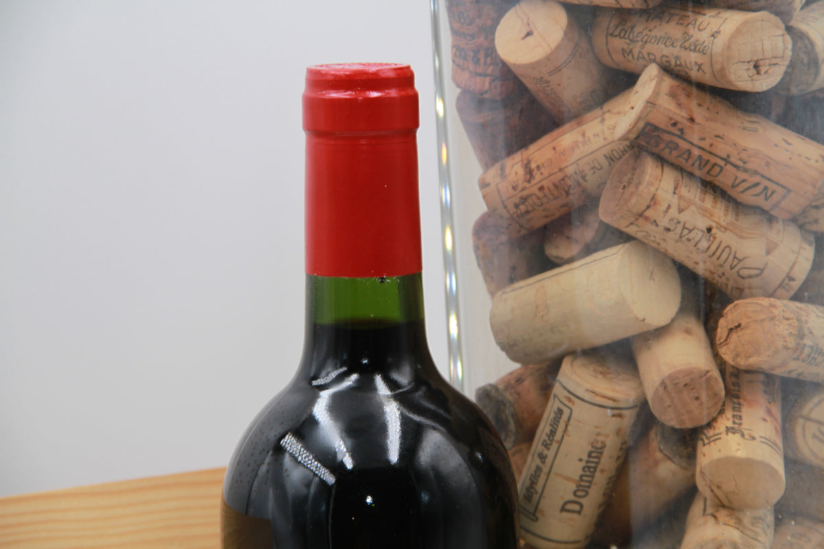 Château Cantenac — Saint-Émilion Grand Cru.     2005