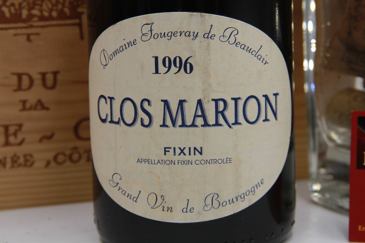 Fixin "Clos Marion"  – Domaine Fougeray de Beauclair.   1996