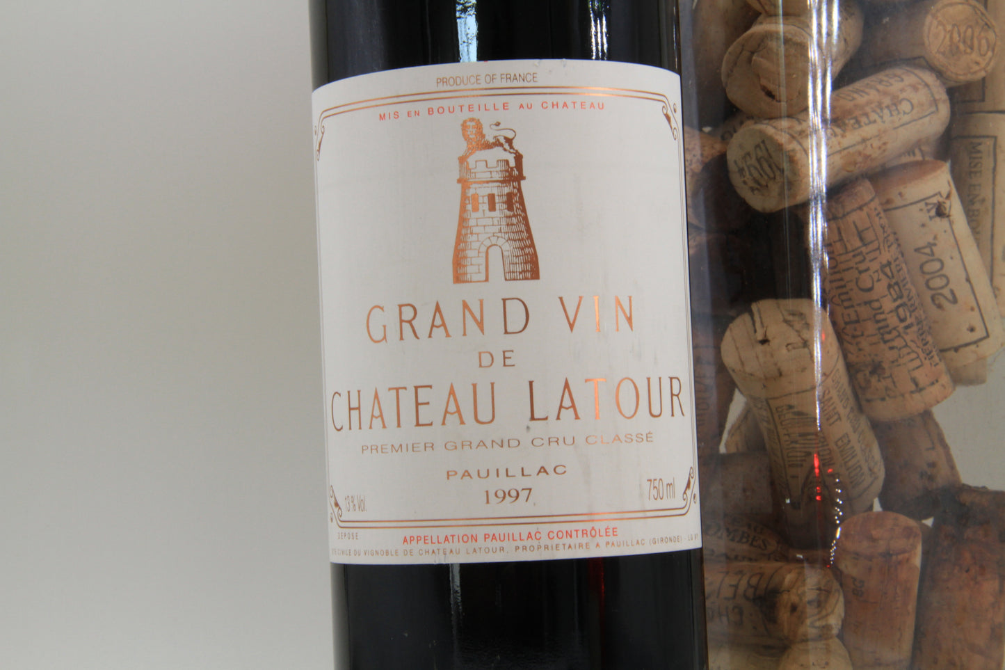 - Chateau Latour    ** 1997 **  1er Grand Cru Classé  Pauillac - Eric-Dixvins