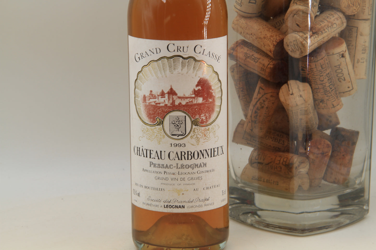 - Chateau Carbonnieux    ** 1993 ** Grand Cru Classé Graves - Eric-Dixvins