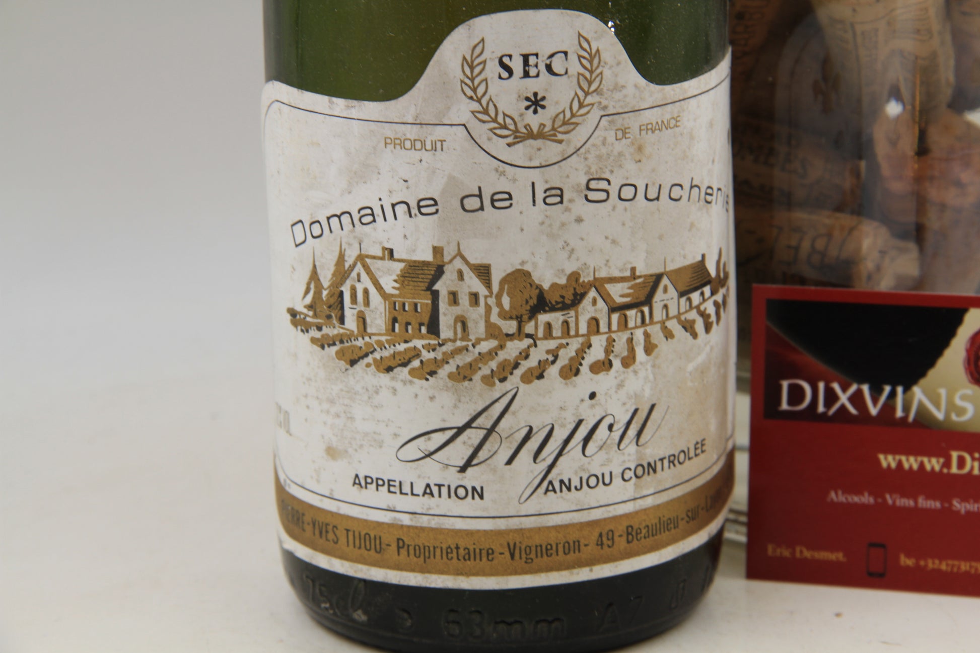 - Anjou  "sec"  Domaine de la Soucherie  ** 1987 ** Domaine Yves Tijou - Eric-Dixvins