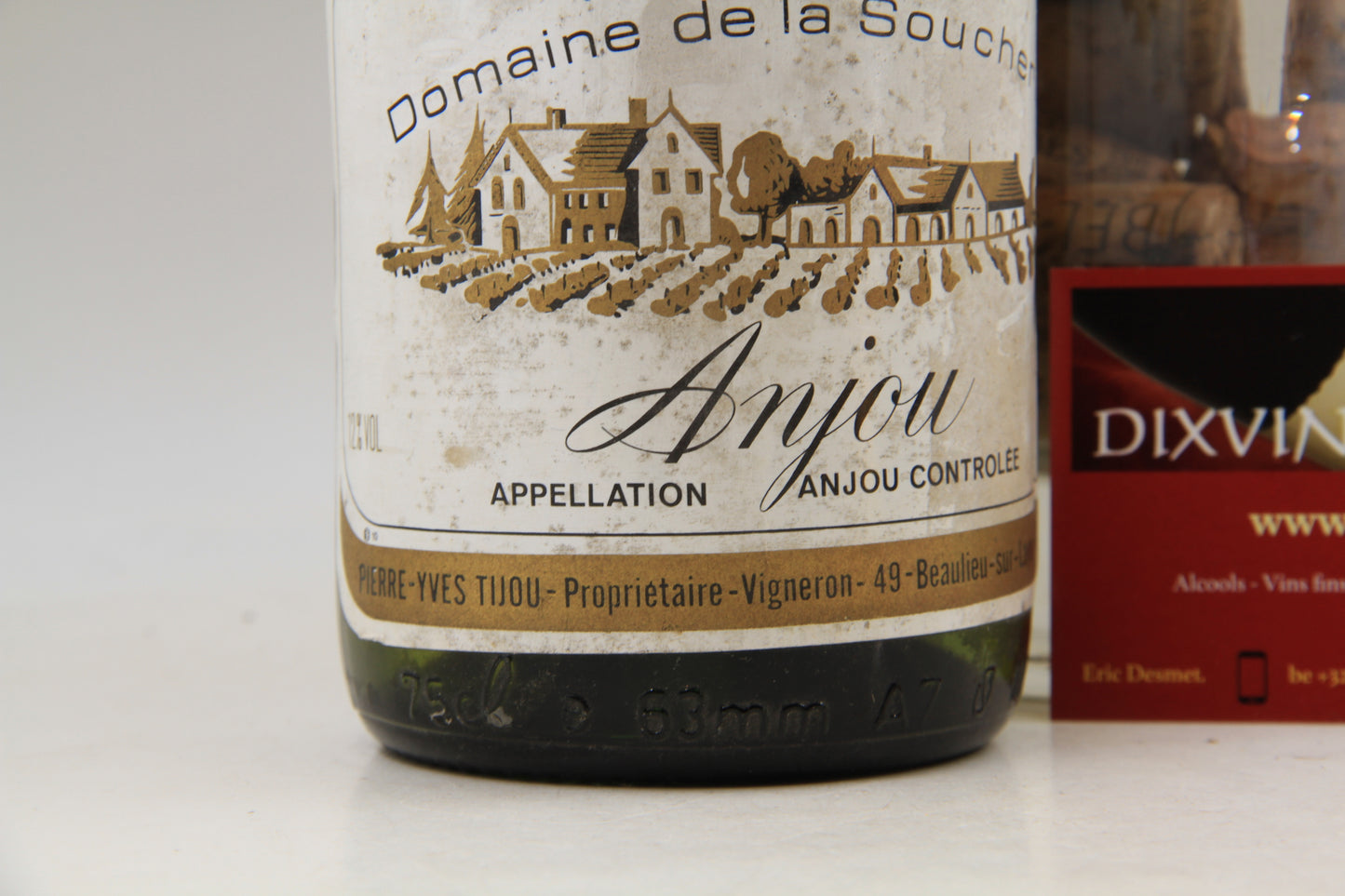 - Anjou  "sec"  Domaine de la Soucherie  ** 1987 ** Domaine Yves Tijou - Eric-Dixvins