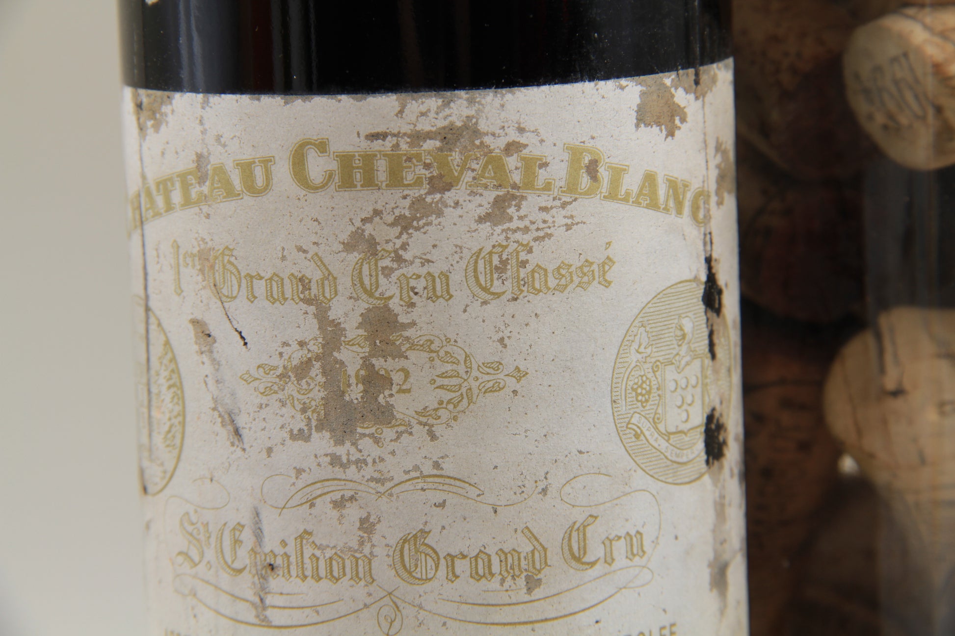 - Chateau Cheval Blanc   ** 1992 ** 1er Grand Cru Saint Émilion - Eric-Dixvins