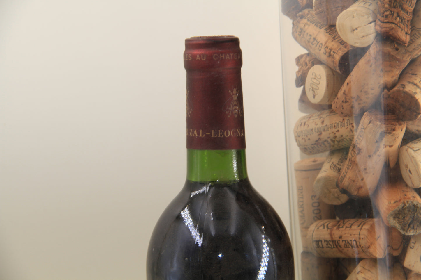 Chateau De Fieuzal  ** 1983 ** Graves Grand Cru Classé - Eric-Dixvins