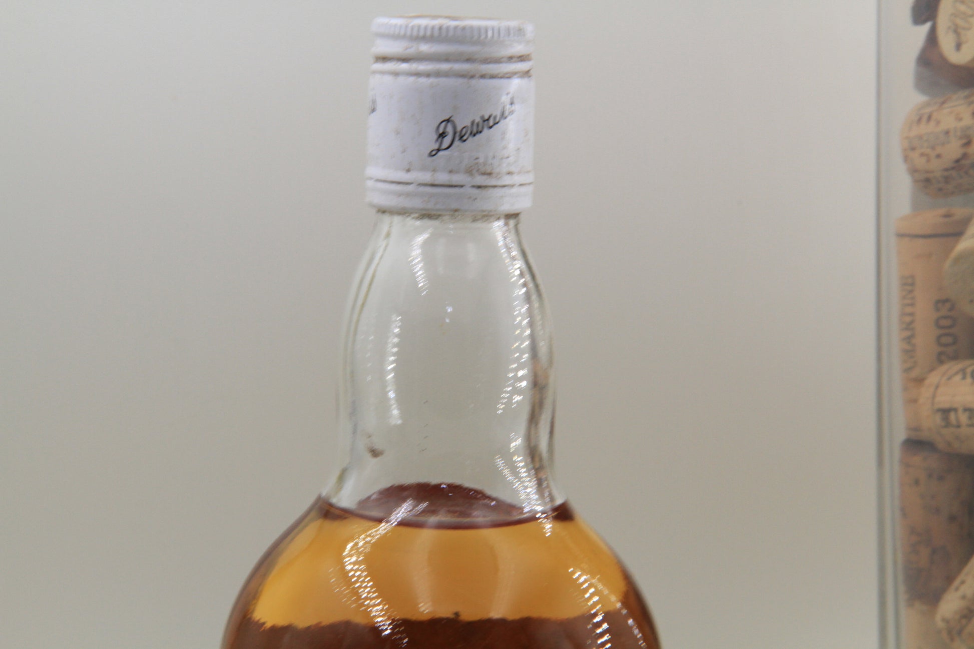 Whisky Dewars ** 1975  ** White Label  40% - Eric-Dixvins