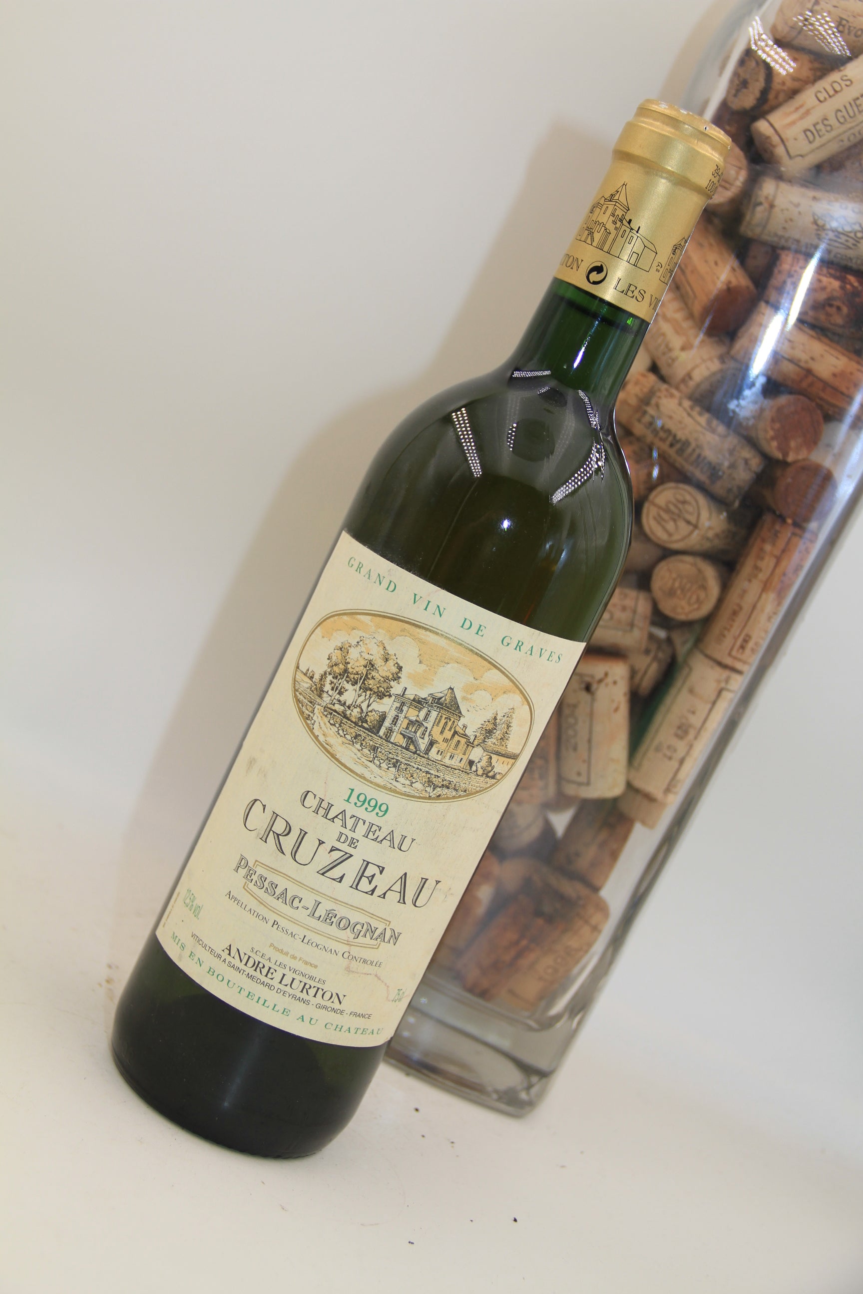 Chateau de Cruzeau ** 1999 ** Pessac Leognan . Lurton - Eric-Dixvins