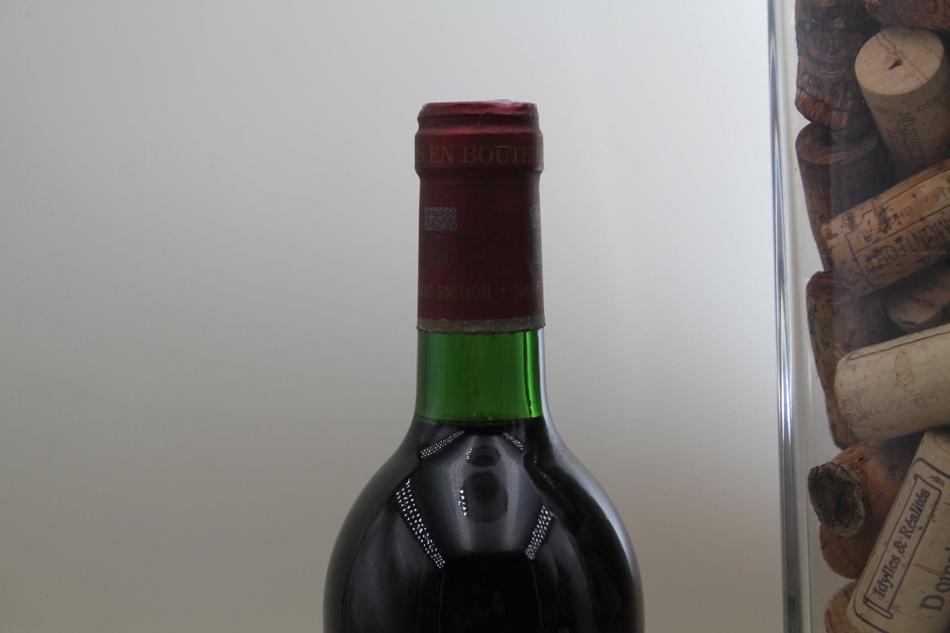 -Chateau B De Belair  ** 1982 ** Saint Emilion - Eric-Dixvins