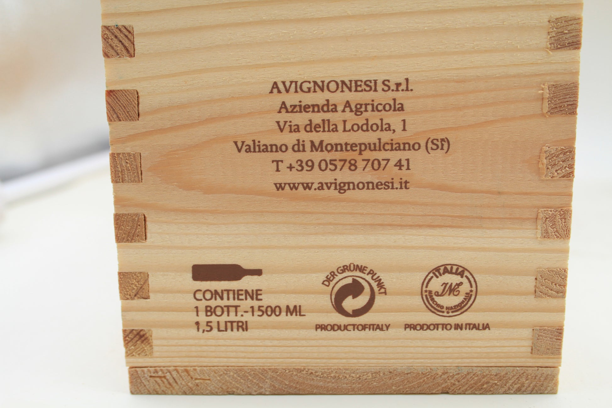 Avignonsi** 2015 ** Montepulciano . Magnum 1,5 L - Eric-Dixvins