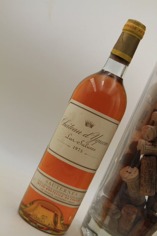 - Chateau Yquem ** 1975 ** 1 er Grand Cru Classé - Eric-Dixvins