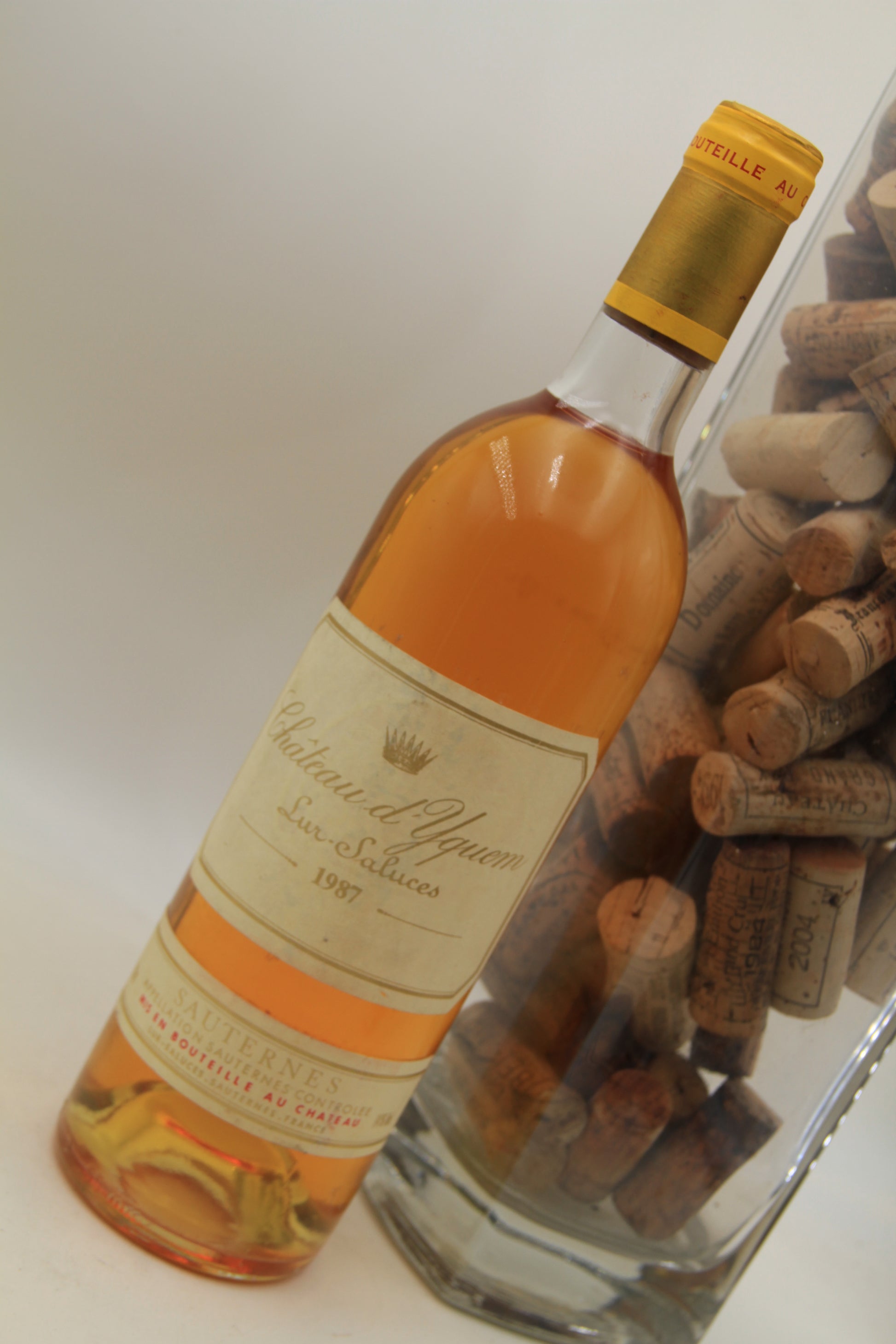 - Chateau Yquem ** 1987 ** 1 er Grand Cru Classé - Eric-Dixvins