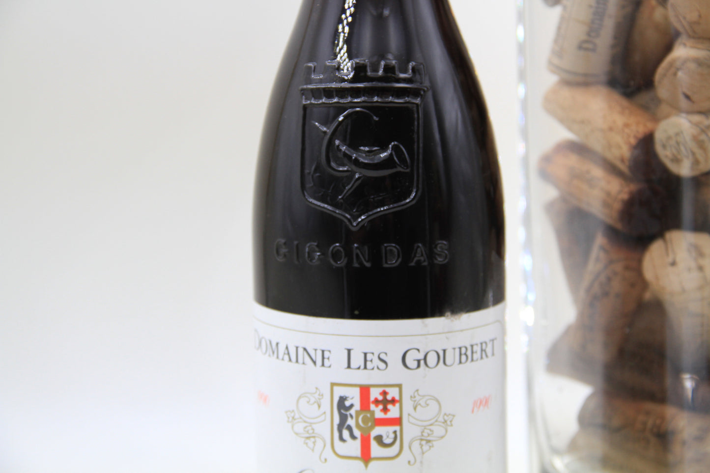 - Gigondas  ** 1990 ** Domaine Les Goubert - Eric-Dixvins